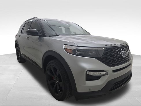 Used 2020 Ford Explorer ST w/ ST Street Pack image 2