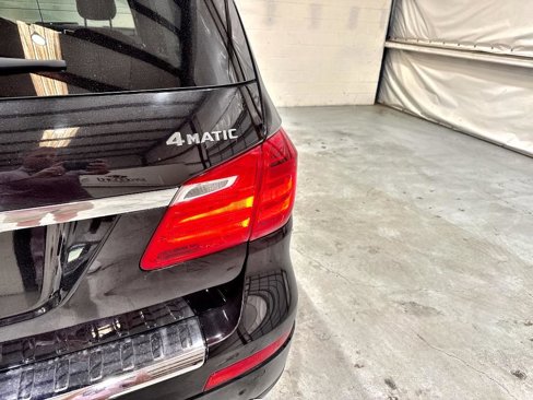 Used 2016 Mercedes-Benz GL 450 4MATIC image 74