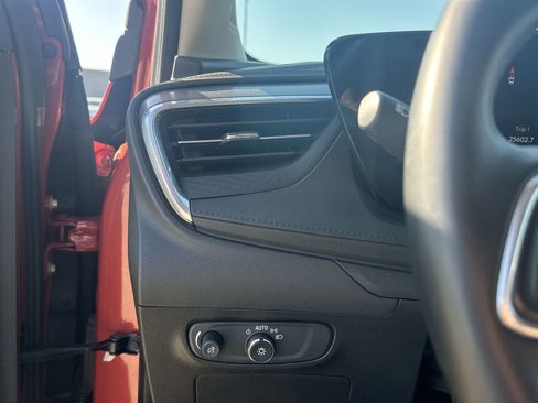 Certified 2024 Buick Encore GX Sport Touring image 17