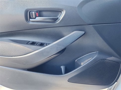 Used 2024 Toyota Corolla LE image 15