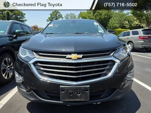 Used 2021 Chevrolet Equinox LT w/ Driver Convenience Package image 2