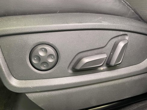Used 2021 Audi SQ5 Premium w/ Convenience Package image 17