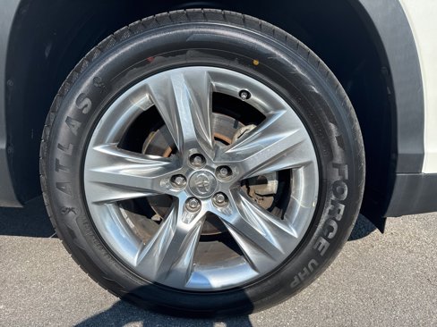 Used 2015 Toyota Highlander Limited image 14
