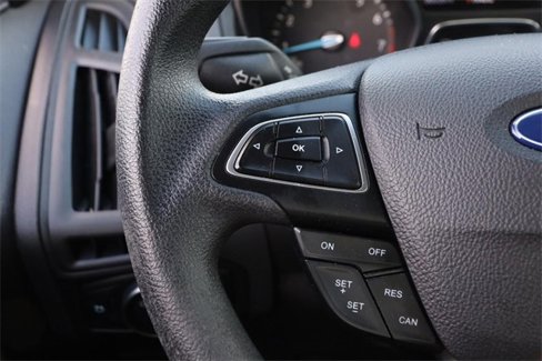Used 2017 Ford Focus SE image 11