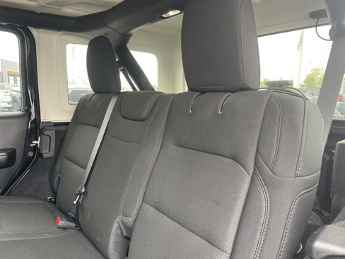 Used 2019 Jeep Wrangler Unlimited Sport S image 35