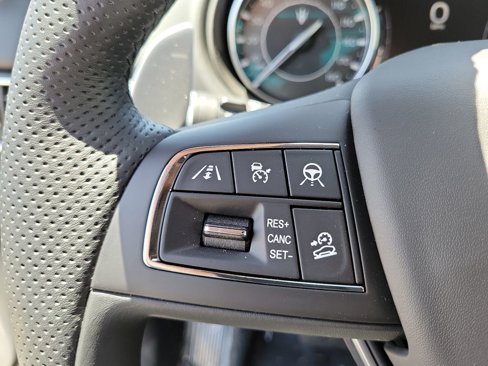 New 2024 Maserati Levante GT Ultima image 6