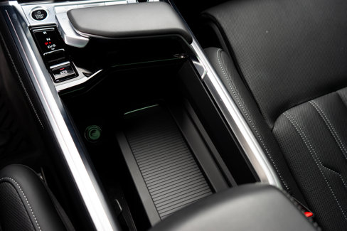 Used 2024 Audi Q8 e-tron Prestige w/ Prestige Package image 31