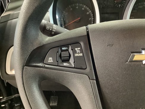 Used 2017 Chevrolet Equinox LS image 21