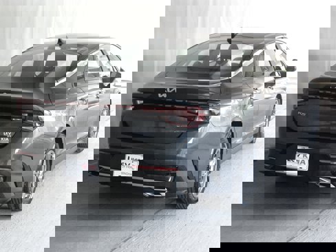Used 2022 Kia K5 LXS image 5