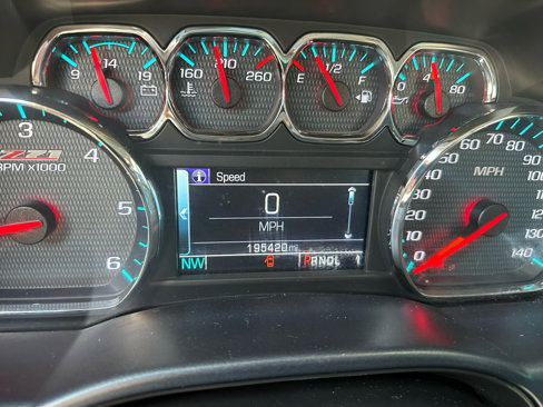 Used 2019 Chevrolet Silverado 2500 LT w/ Texas Edition image 13