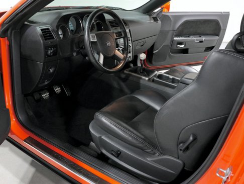 Used 2009 Dodge Challenger SRT8 image 75