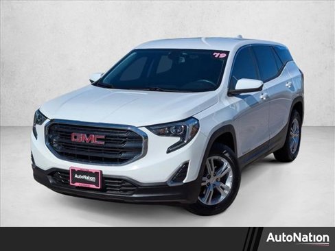 Used 2019 GMC Terrain SLE image 1