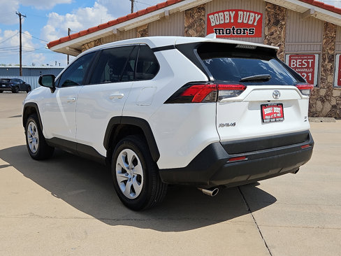 Used 2024 Toyota RAV4 LE image 2