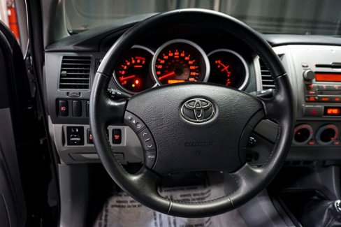 Used 2009 Toyota Tacoma X-Runner image 12