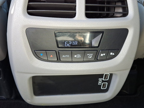 Used 2021 Honda Pilot EX-L image 12