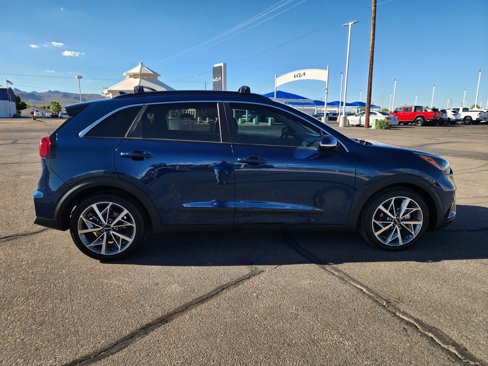 Used 2022 Kia Niro Touring Special Edition image 4