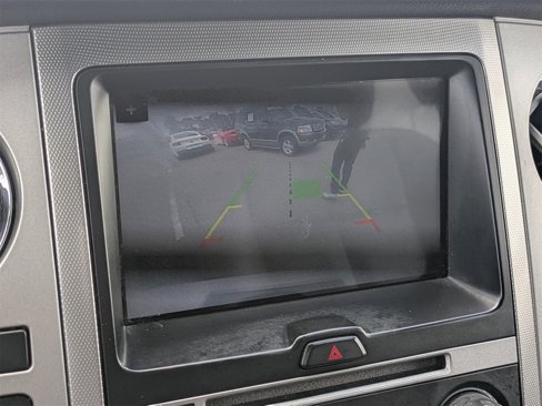 Used 2016 Ford Expedition XLT w/ Equipment Group 202A image 25