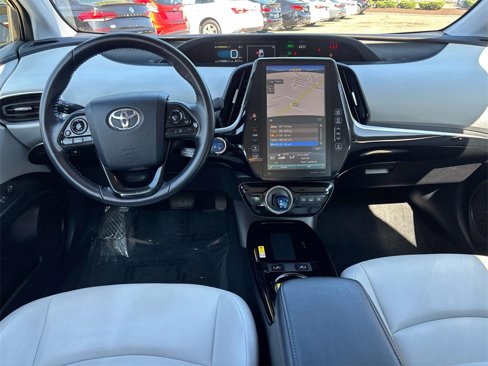 Used 2020 Toyota Prius Prime XLE image 13