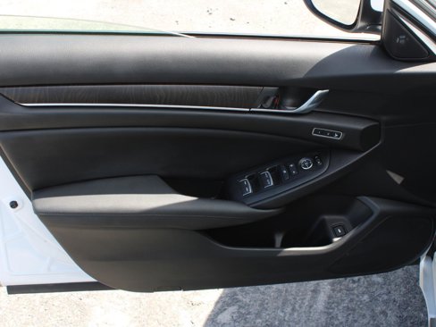 Certified 2020 Honda Accord EX-L image 13
