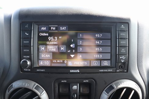 Used 2017 Jeep Wrangler Unlimited Sport image 30