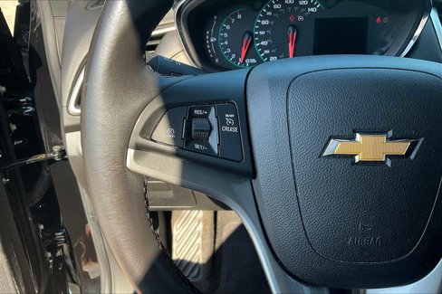 Used 2019 Chevrolet Trax LT w/ LT Convenience Package image 22