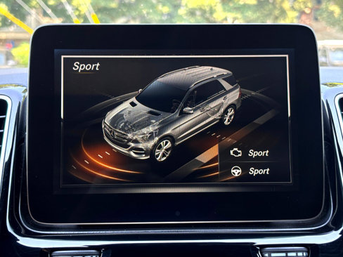Used 2017 Mercedes-Benz GLE 350 4MATIC w/ Premium 1 Package image 18