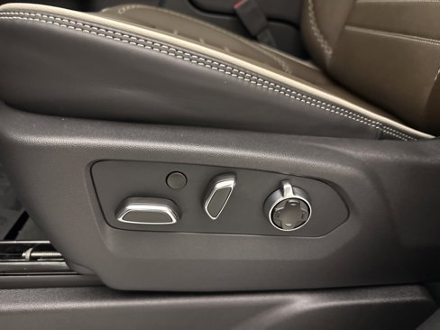 New 2025 GMC Yukon Denali Ultimate image 23