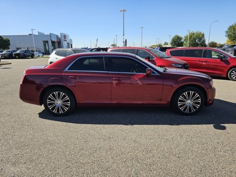 Used 2014 Chrysler 300 S w/ Luxury Group image 6