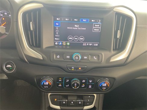Used 2023 GMC Terrain SLE w/ Driver Convenience Package image 38