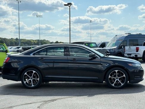 Used 2015 Ford Taurus SHO w/ Equipment Group 401A image 39