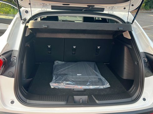New 2025 Chevrolet Trax LT w/ Driver Confidence Package image 31