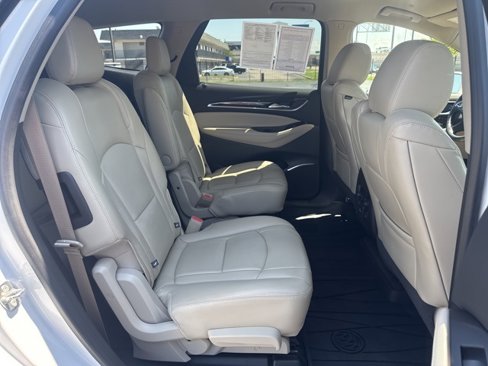 Used 2018 Buick Enclave Premium image 21