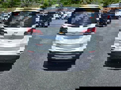 Certified 2024 Chevrolet Equinox LT image 6