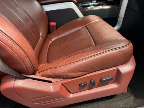 Used 2014 Ford F150 King Ranch w/ King Ranch Luxury Package image 31