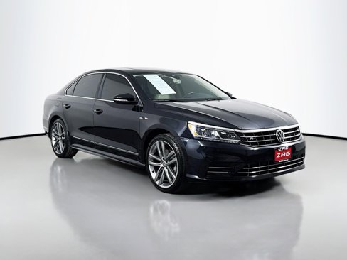 Used 2019 Volkswagen Passat 2.0T SE R-Line image 7
