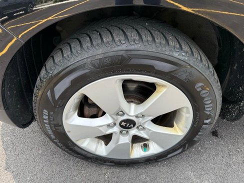 Used 2019 Kia Soul image 29