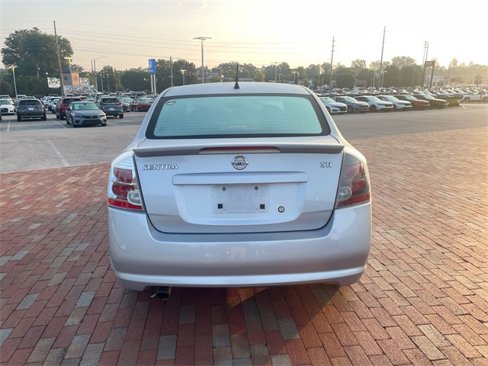 Used 2011 Nissan Sentra 2.0 SR image 4