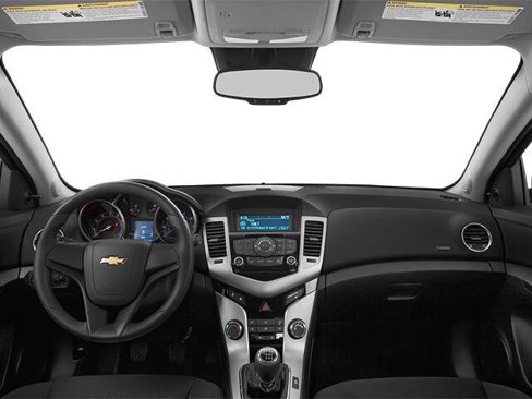 Used 2014 Chevrolet Cruze LT image 8