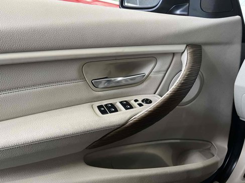 Used 2012 BMW 328i Sedan image 16