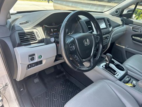 Used 2017 Honda Ridgeline RTL image 8