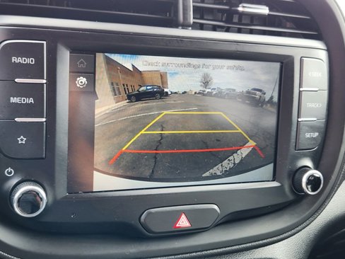 Used 2023 Kia Soul LX image 15