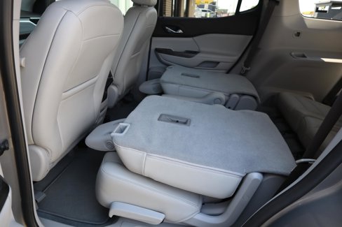 Used 2019 GMC Acadia SLT image 50