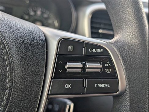 Used 2019 Kia Sorento L image 9