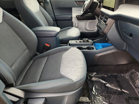 New 2025 Ford Maverick XLT w/ XLT Luxury Package image 10
