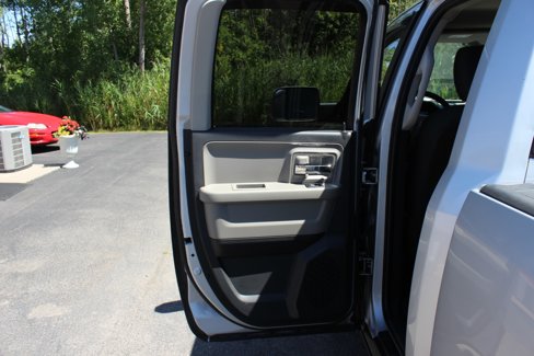 Used 2011 RAM 1500 Big Horn image 28