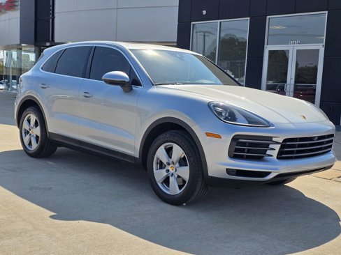 Certified 2019 Porsche Cayenne w/ Premium Package image 6