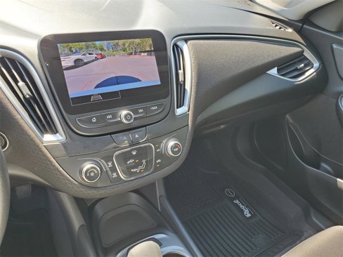 Used 2024 Chevrolet Malibu LS w/ Driver Confidence Package image 33