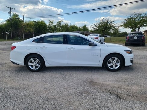 Used 2023 Chevrolet Malibu LS image 8
