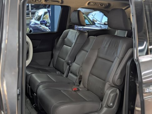 Used 2015 Honda Odyssey Touring image 15