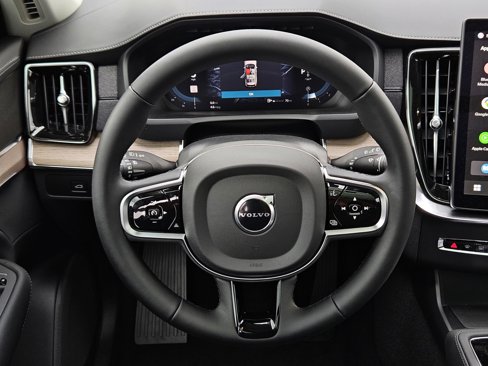 New 2025 Volvo XC90 B6 Core w/ Protection Package image 33